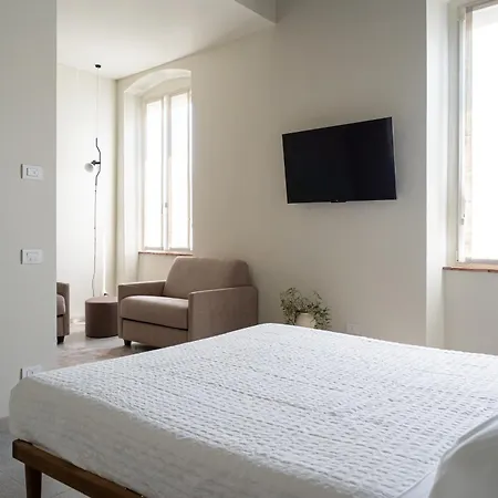 Oda ve Kahvaltı The Com - Luxury In Lazise