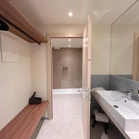 Bed & Breakfast The Com - Luxury In 4*