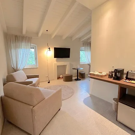 Bed & Breakfast The Com - Luxury In 4*