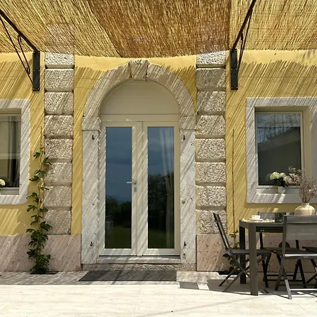 Couette-café The Com - Luxury In