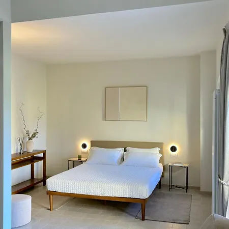 The Com - Luxury In Bed & Breakfast Lazise